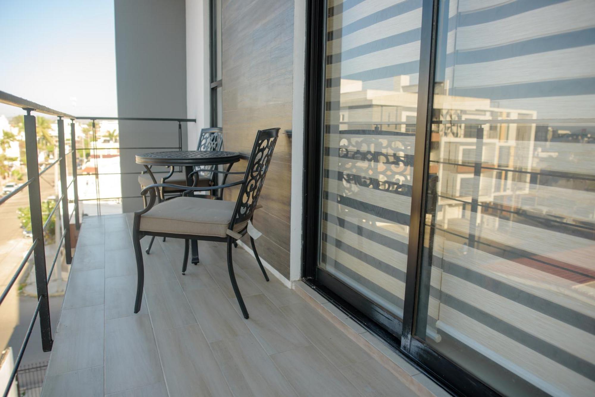 2Br/2Ba Condo 1 Block To Ocean! - Unit 6 Масатлан Екстериор снимка